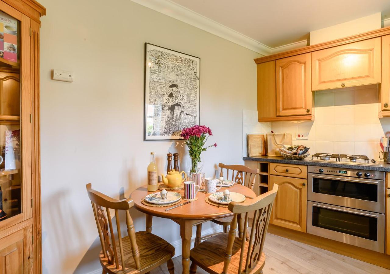 2 Oaklands Cottage 홀트 외부 사진